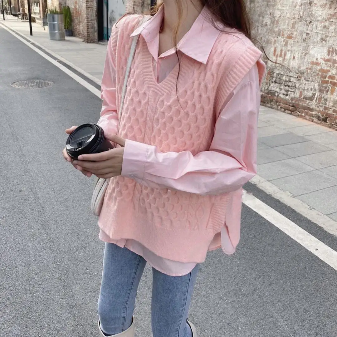 Women\'s Knitted Vest Pink V-Neck Loose Waistcoat Pullover Female Sweater New in Vintage Formal Korean Style Clothing Light Sales