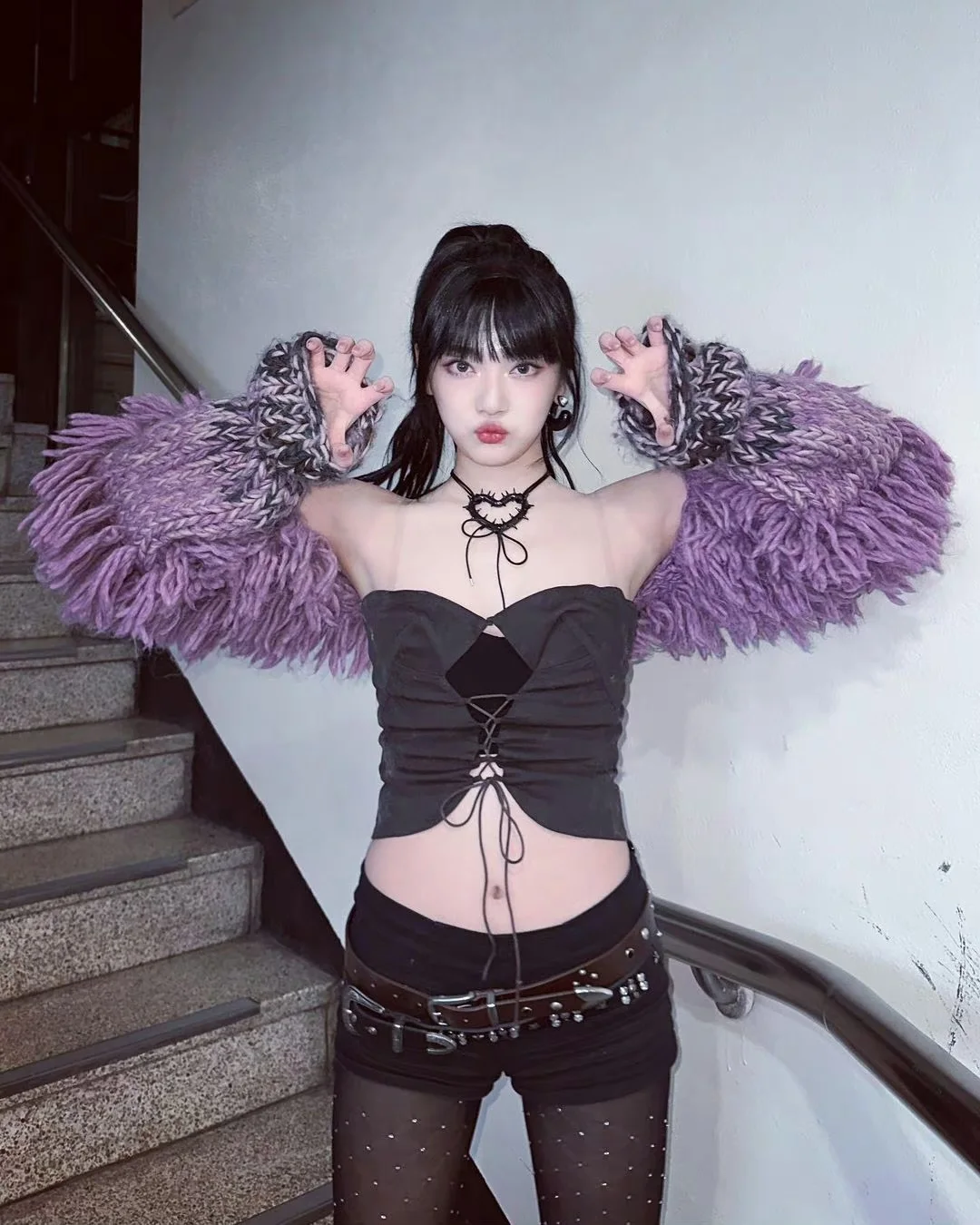 

New Kpop Idol Clothing Purple Woolen Fringe Sleeves Y2K style Jazz Performance Wear Women Nightclub Dj Gogo Accessories JL5904