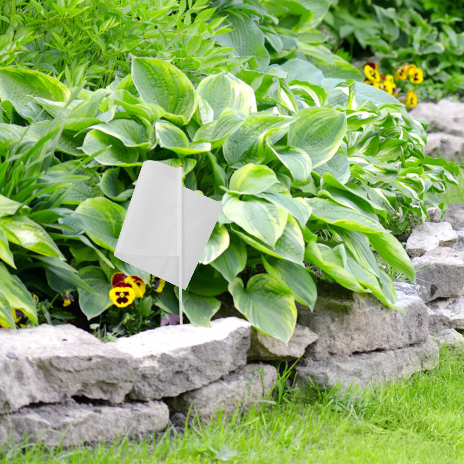 

50Pcs White Blank Handheld Flags Polyester on Sticks Mini Flags for Sports Events Party Celebrations DIY Crafts