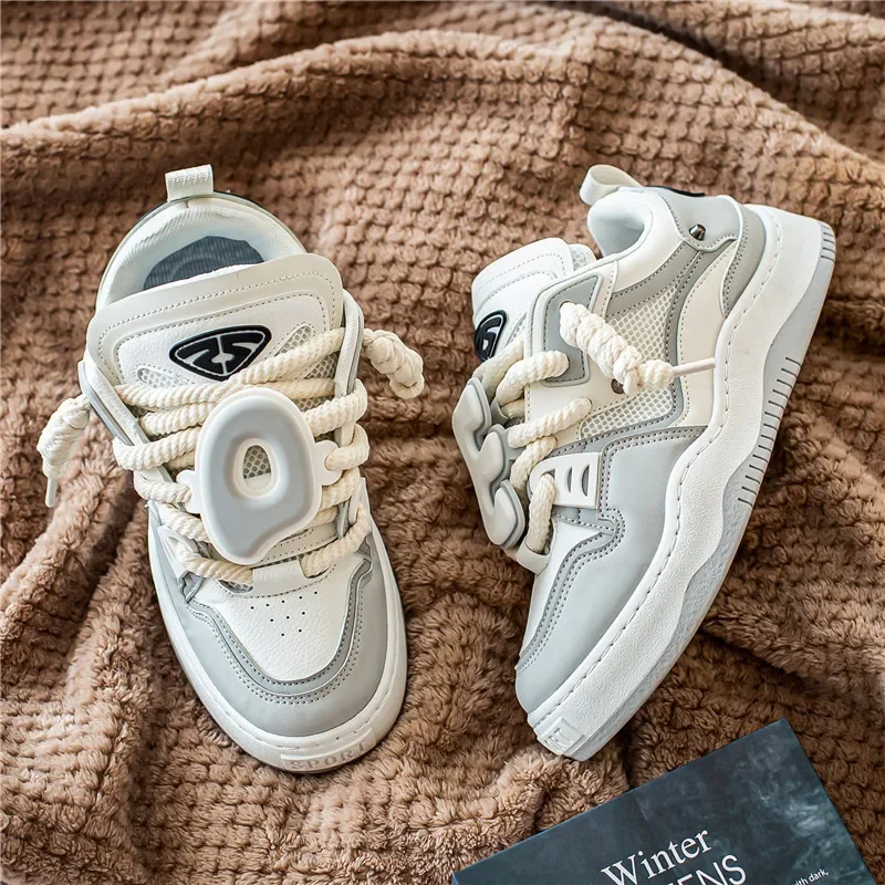 New 2024 Spring Men's Couple Bread Shoes Casual Shoes Student Niche Trendy Shoes Korean Trendy Flow Old Dad Shoes Men