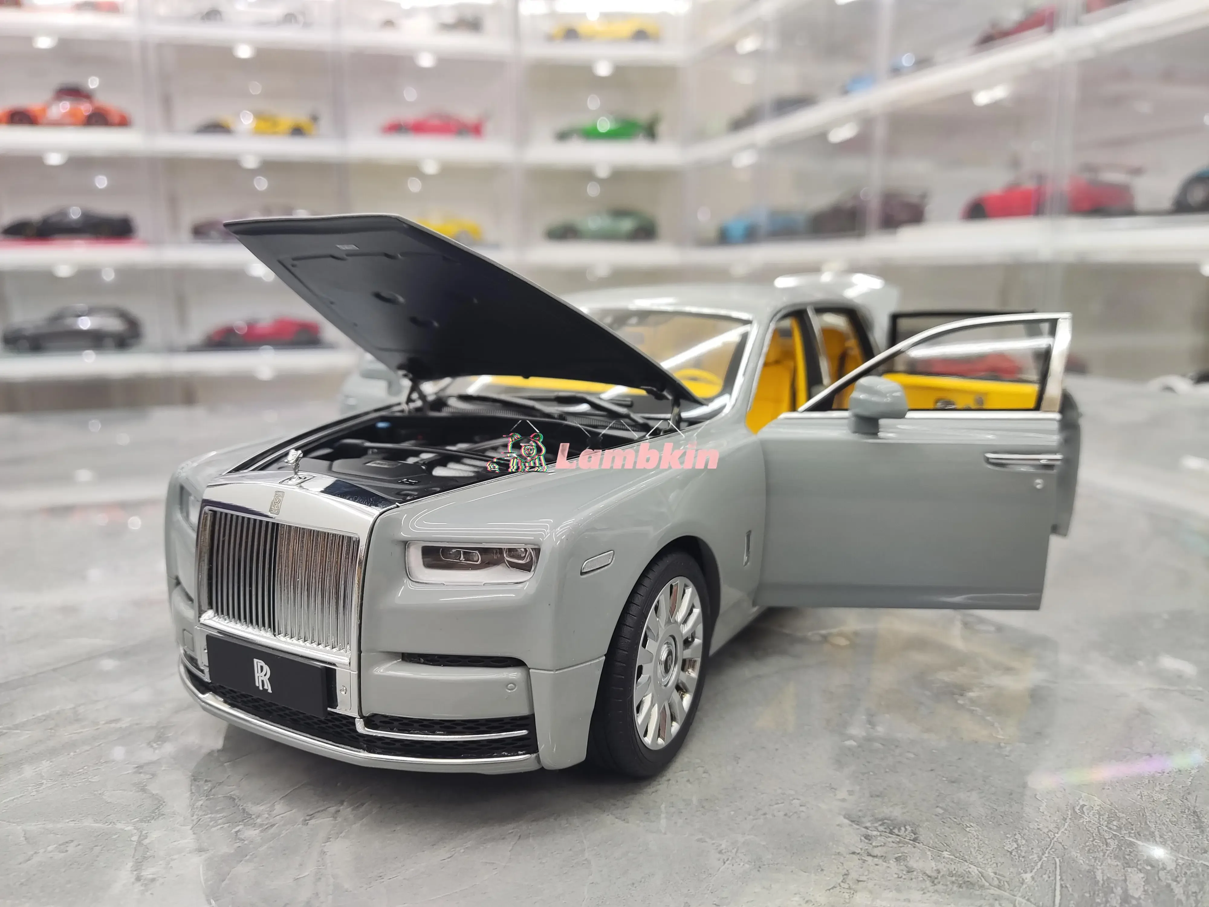 Original 1:18 For Rolls-Royce 2023 New Phantom VIII Extended Edition Simulation Alloy Metal Car Model Collection