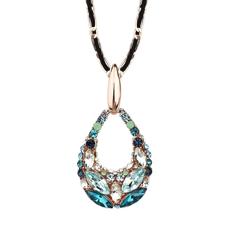ウォータードロップクリスタルセーターチェーンロングネックレス、多用途、ハイエンドバロックネックレス
