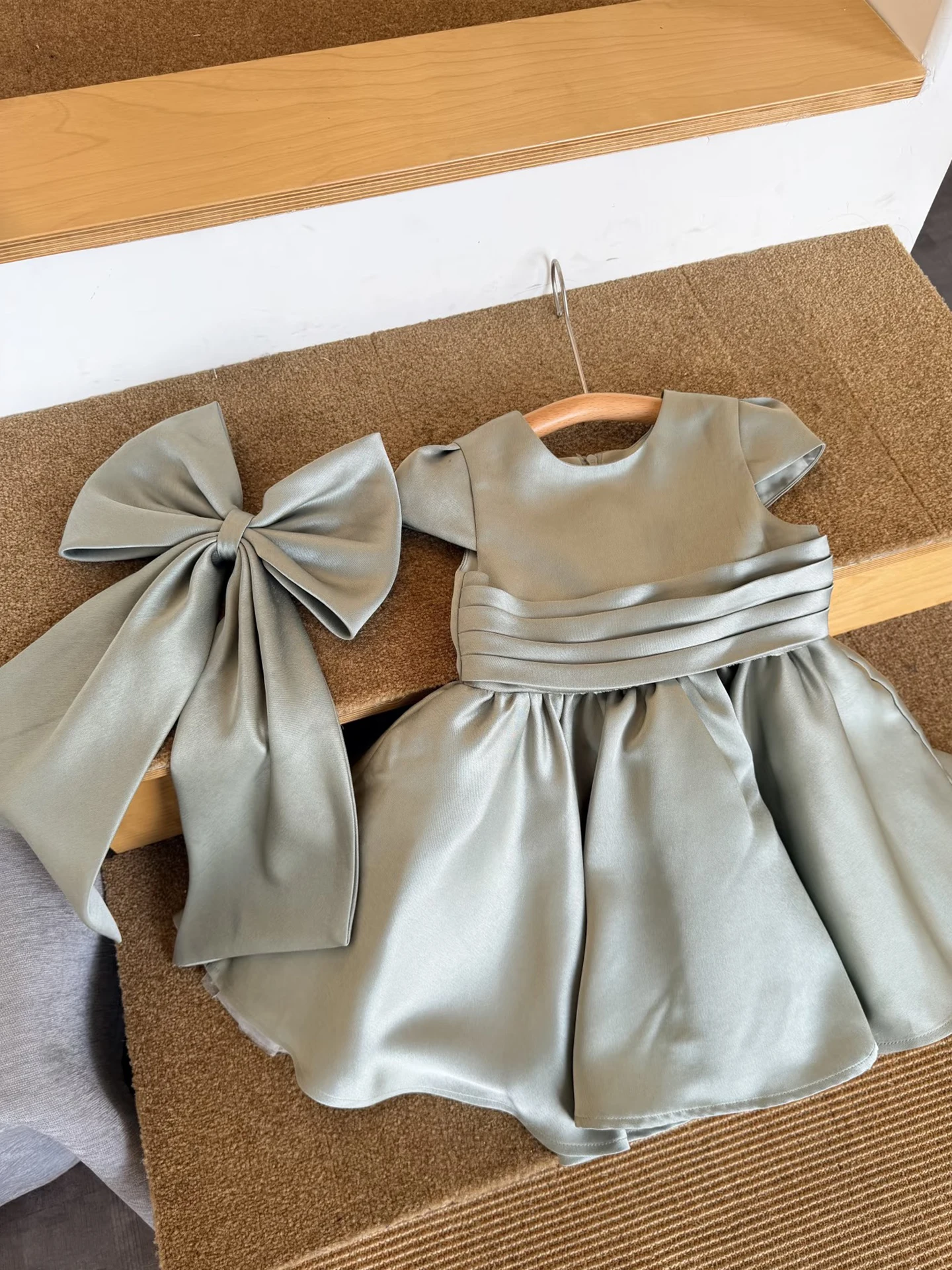 abito-da-principessa-per-bambine-design-torta-di-compleanno-estivo-vestito-dolce-con-nodo-abito-da-favola-per-bambine