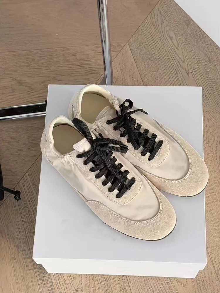 women's-casual-sporty-soft-bottom-agam-white-shoes-spring-2026-new-style-genuine-leather-flat-bottom-lace-up-deqin-shoes