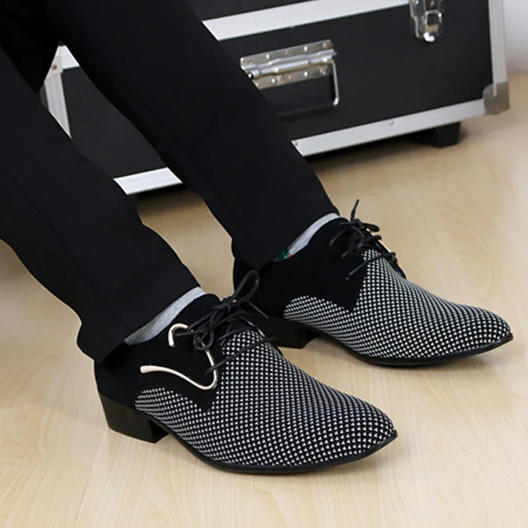 Big size fashion Mens brogue shoes wedding Business dress Nightclubs oxfords Breathable Working lace up shoes 2021 new