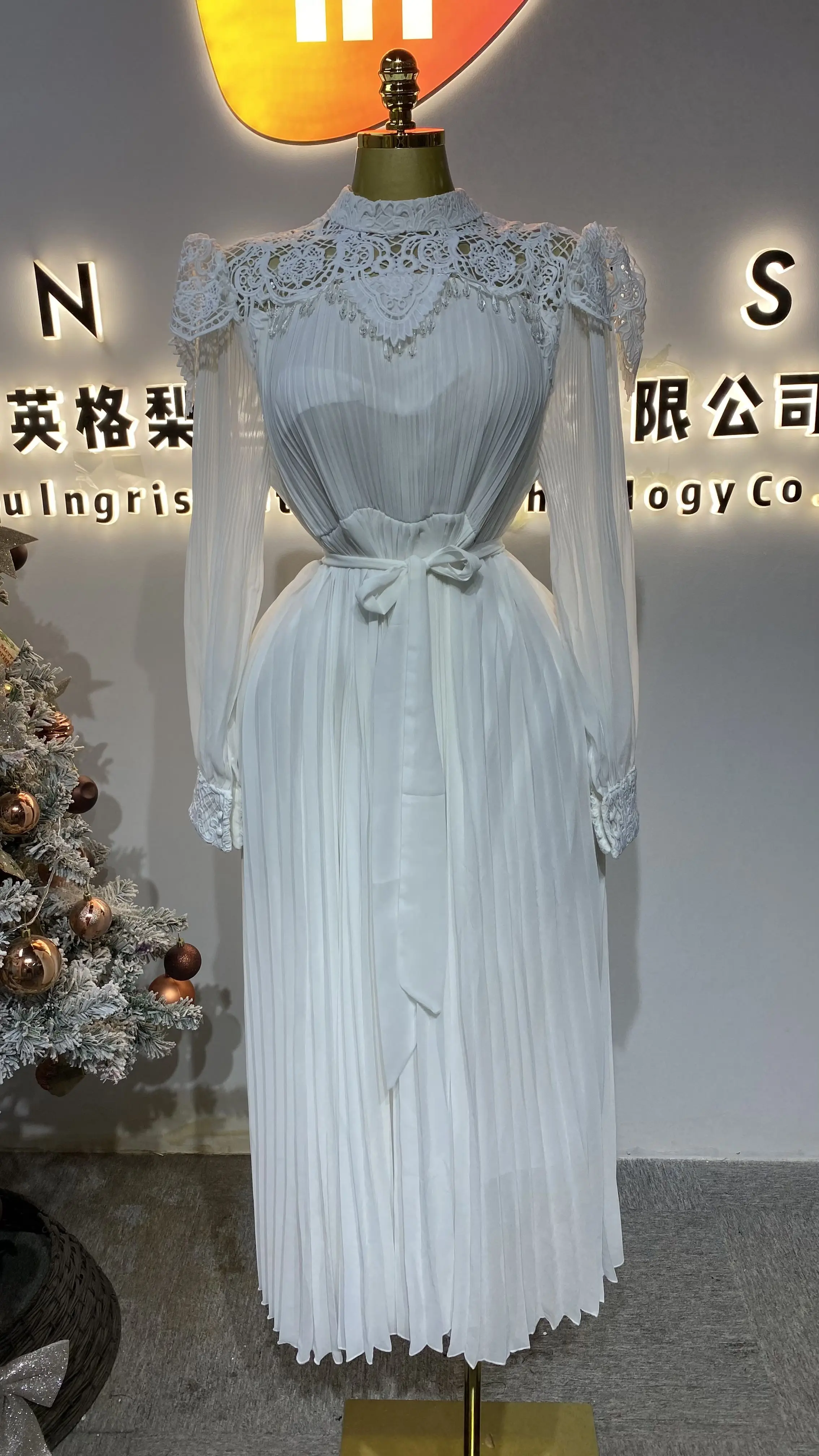 

High-quality chiffon Dubai Abaya evening gown with lace appliqué long sleeves Saudi Arabian dress-GZXX289