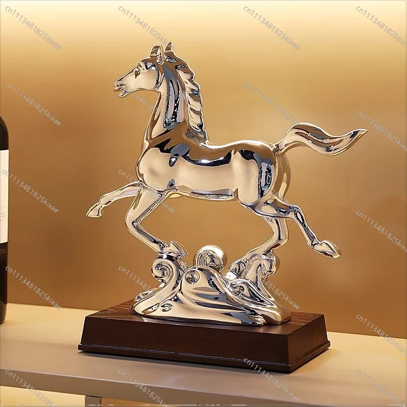 For Ascendant Horse High-end Office Tabletop Horse Ornaments Gifts Wine Cabinet Study Decorations