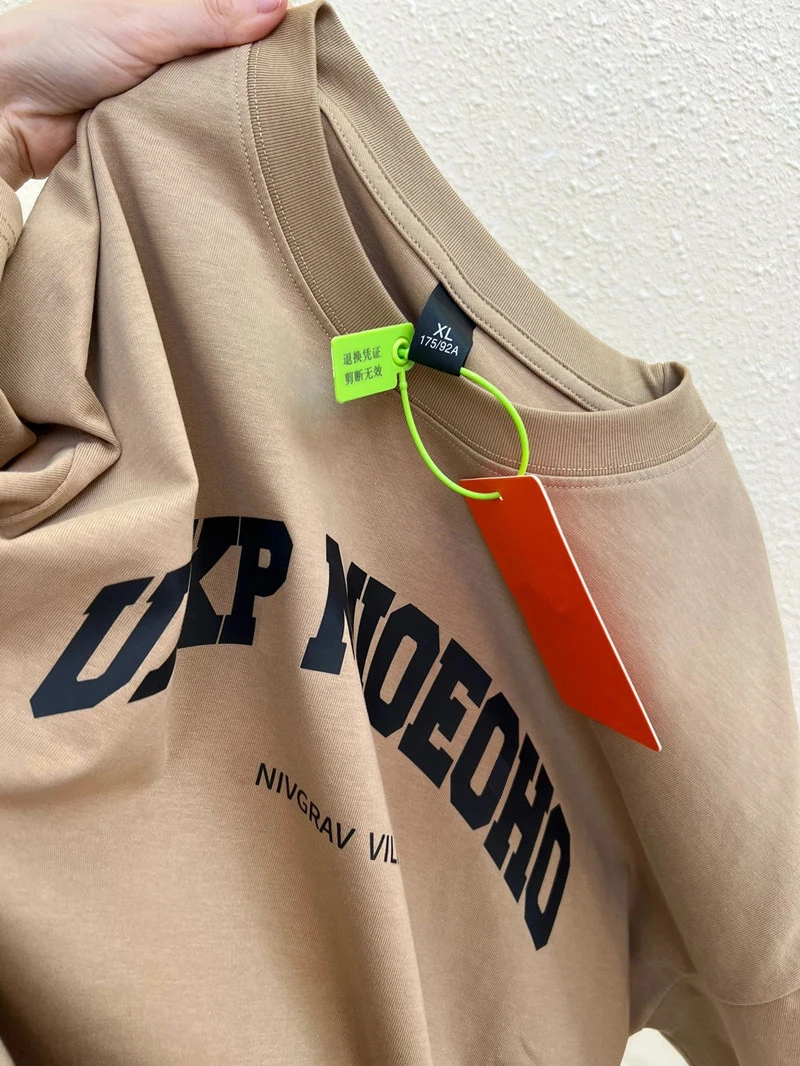 

Свободная футболка из чистого хлопка с коротким рукавом в стиле ретро от американского модного бренда, молодежная летняя повседневная одежда с принтом