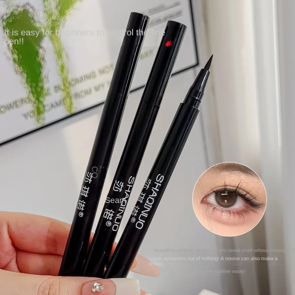 Black Eye Makeup Tool Ultrafijne vloeibare eyeliner Langdurige eyeliner Pen Cosmetische natuurlijke eyeliner Gelpotlood Beginnersmake-up