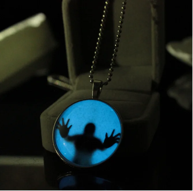 Halloween Scary Shadow Of A Person Glow-in-the-dark necklace Creative Personality Fashion Party Dress Up Necklace Couple Gifts