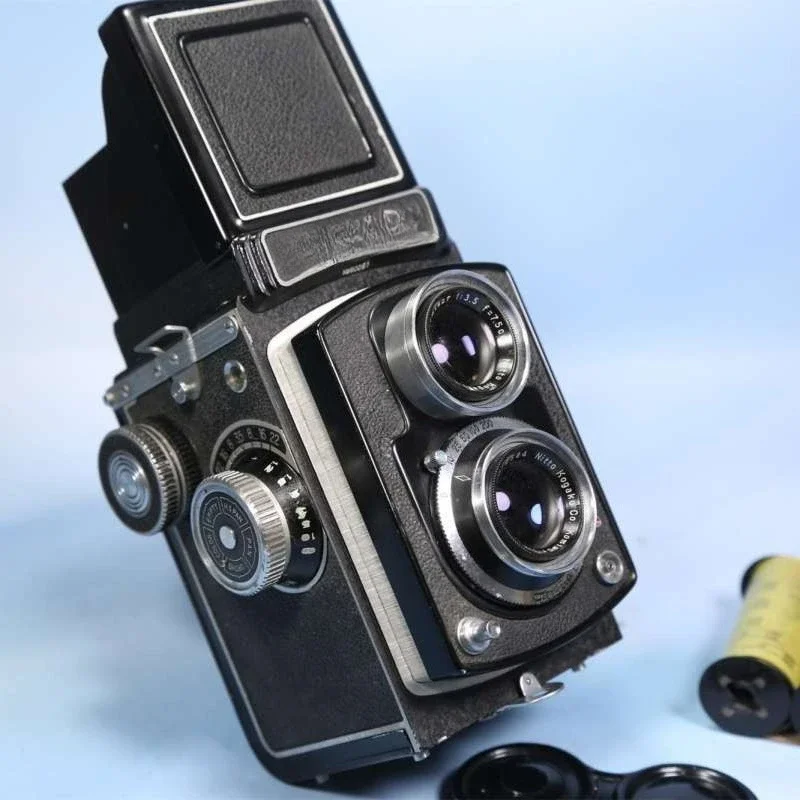 Dual Reflex Camera Film Camera 120 Film Film Retro Vintage Nostalgia Introduction