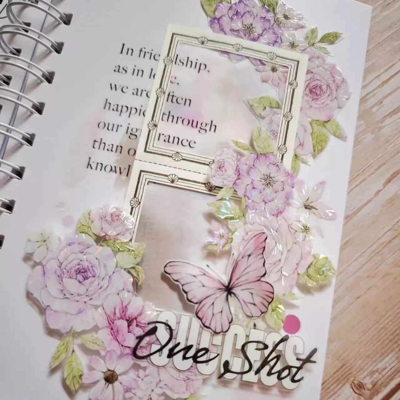 

Большое название, светлое ретро, шрифт, большой фон, цветок Юньи, высечка, лента васи для домашних животных