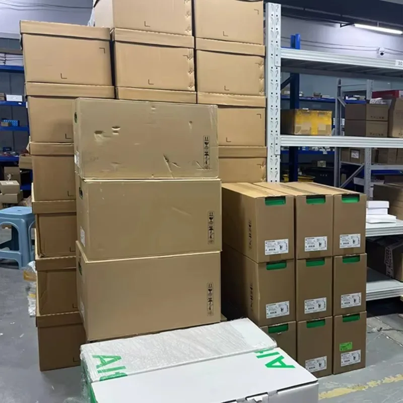 Новый в коробке ACS580 общие драйверы переменной частоты ACS550-01-125A-4 привод переменного тока с переменной частотой на складе