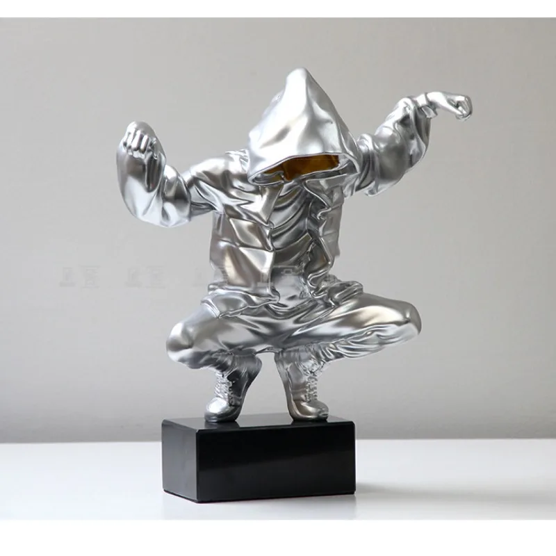 Simple and light luxury creative trend, abstract character ornaments, model rooms, hotel halls, TV cabinet accessories