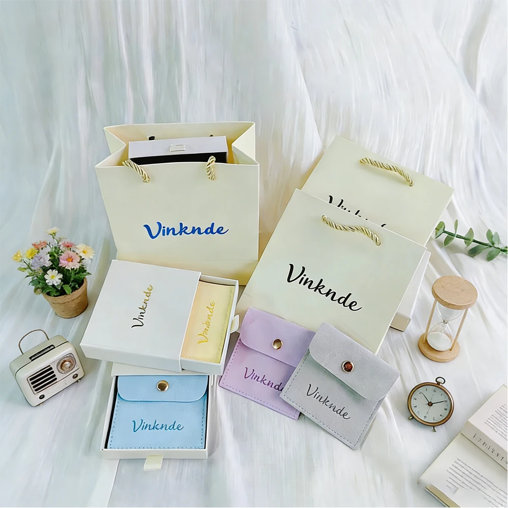 

Подарочные бумажные пакеты класса люкс с индивидуальным логотипом, упаковка для ювелирных изделий на свадьбу, пакеты с ручками, коробки для серег, замшевые мешочки на пуговицах