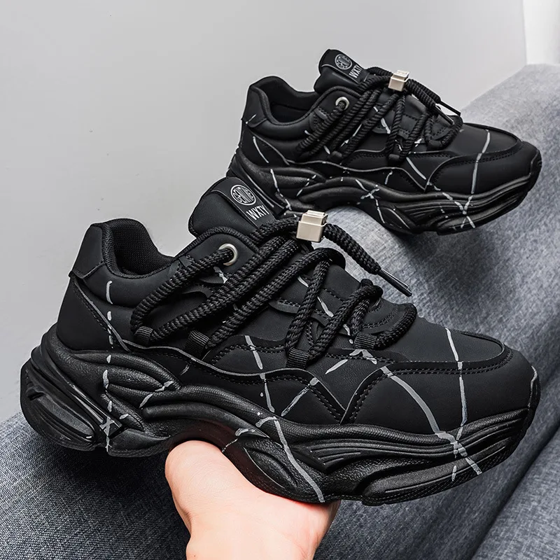 Men's Spring New Style Sports Casual Shoes with Thick Soles and Elevated Heels, Outdoor Dad Shoes