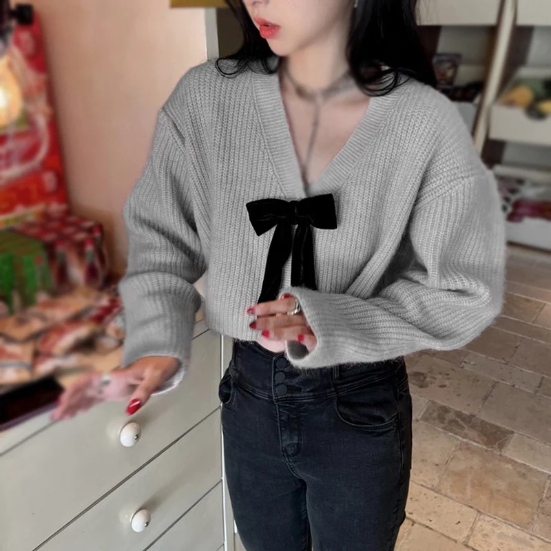Autumn Women\'s Kawaii Knit Cardigan Short Style Solid V-neck Long Sleeve Sweet Bow Decoration Sweater Fashion All-match Coat