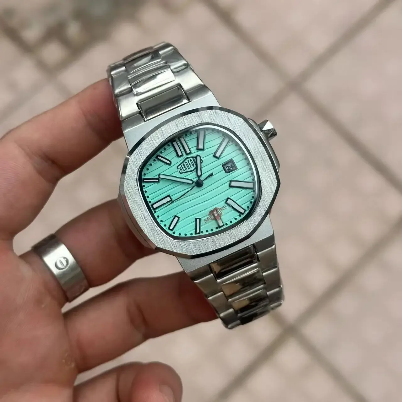 Comic Graffiti Style Men Quartz Watch Unique Surface Design Irregular Dial Calendar Window Personalized Creative Wristwatch Gift