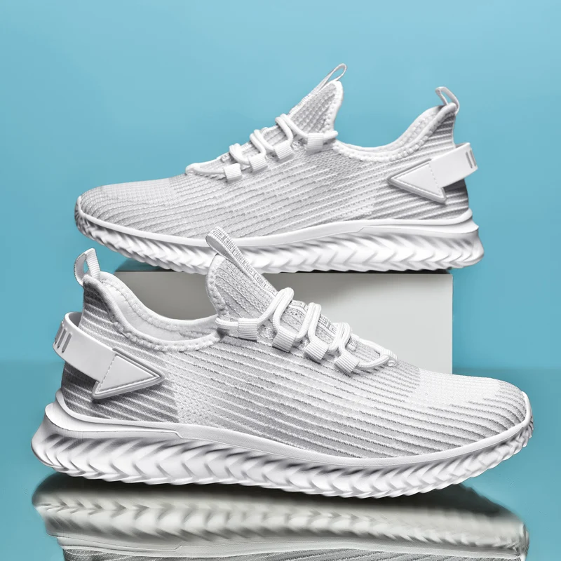 

Men's outdoor new breathable four seasons sneakers speed runing shoes wear-resistant comfortable soft-sole racing sports shoes ﻿