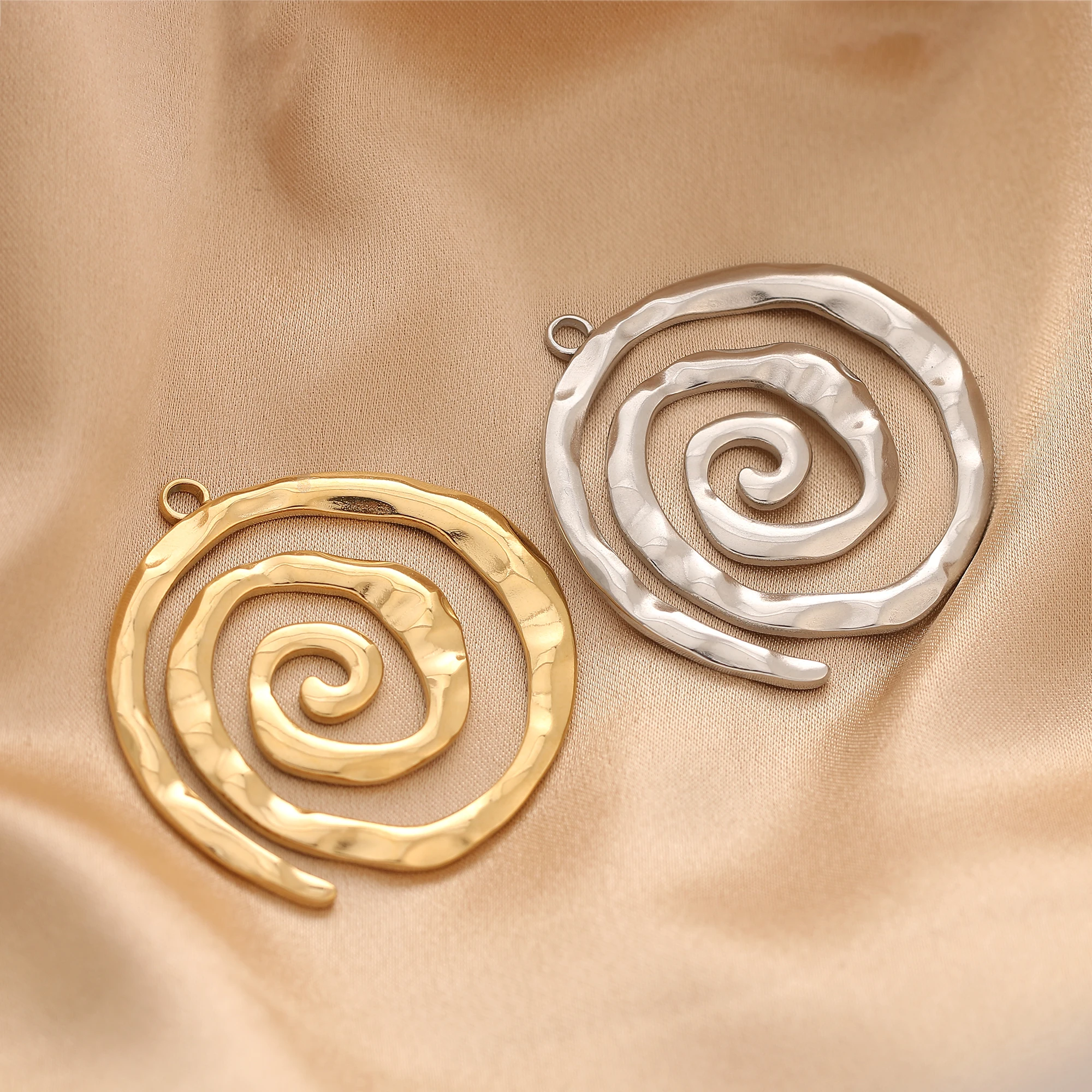 3Pcs Geometry Large Round Circle Spiral Wave Charms Stainless Steel Big Carved Vortex Pendants for Jewelry Making DIY Necklace