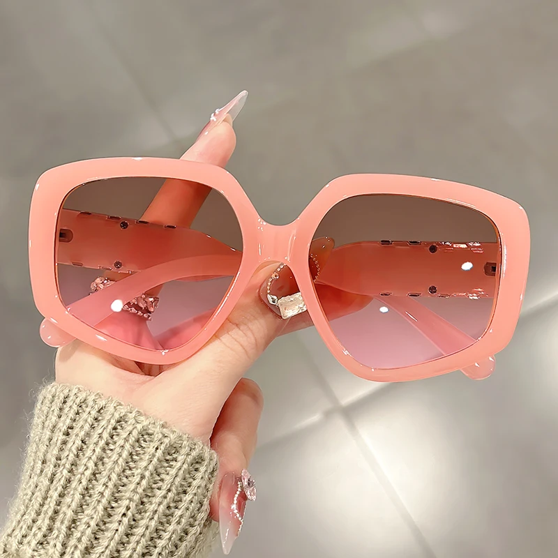 

Новые модные солнцезащитные очки в большой оправе, простые многоугольные персонализированные солнцезащитные очки в европейском и американском стиле.