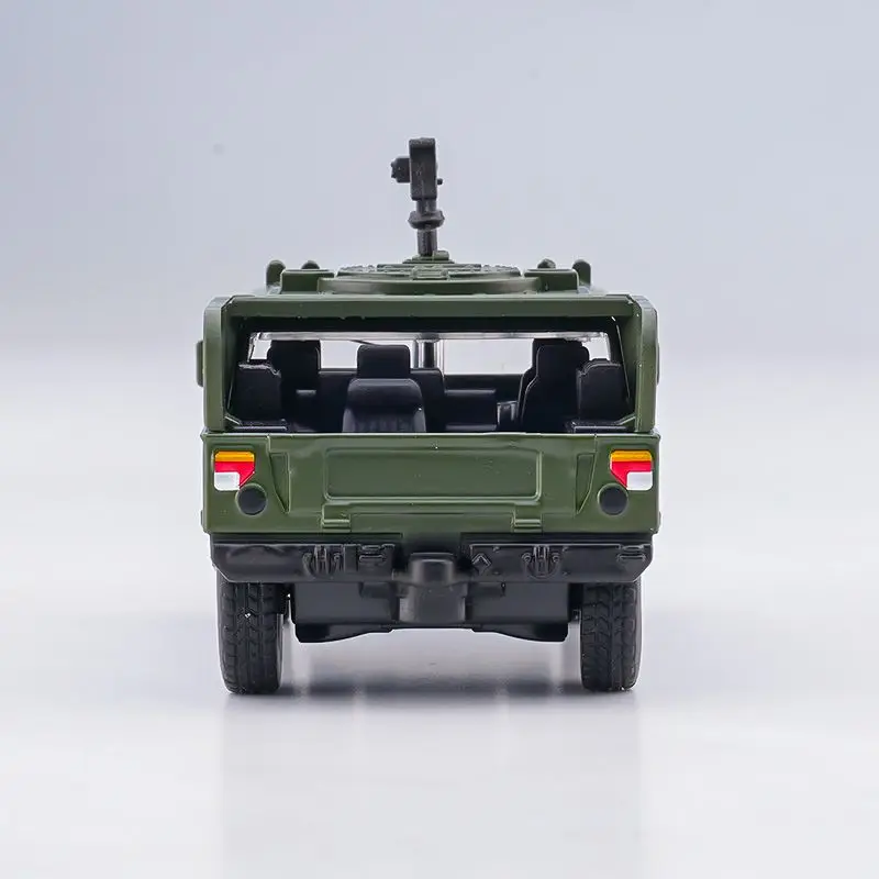 XCARTOYS 1/64 Liga Modelo de Veículo Militar Dongfeng Mengshi Carro Blindado Diecast Toy Presente Colecionável