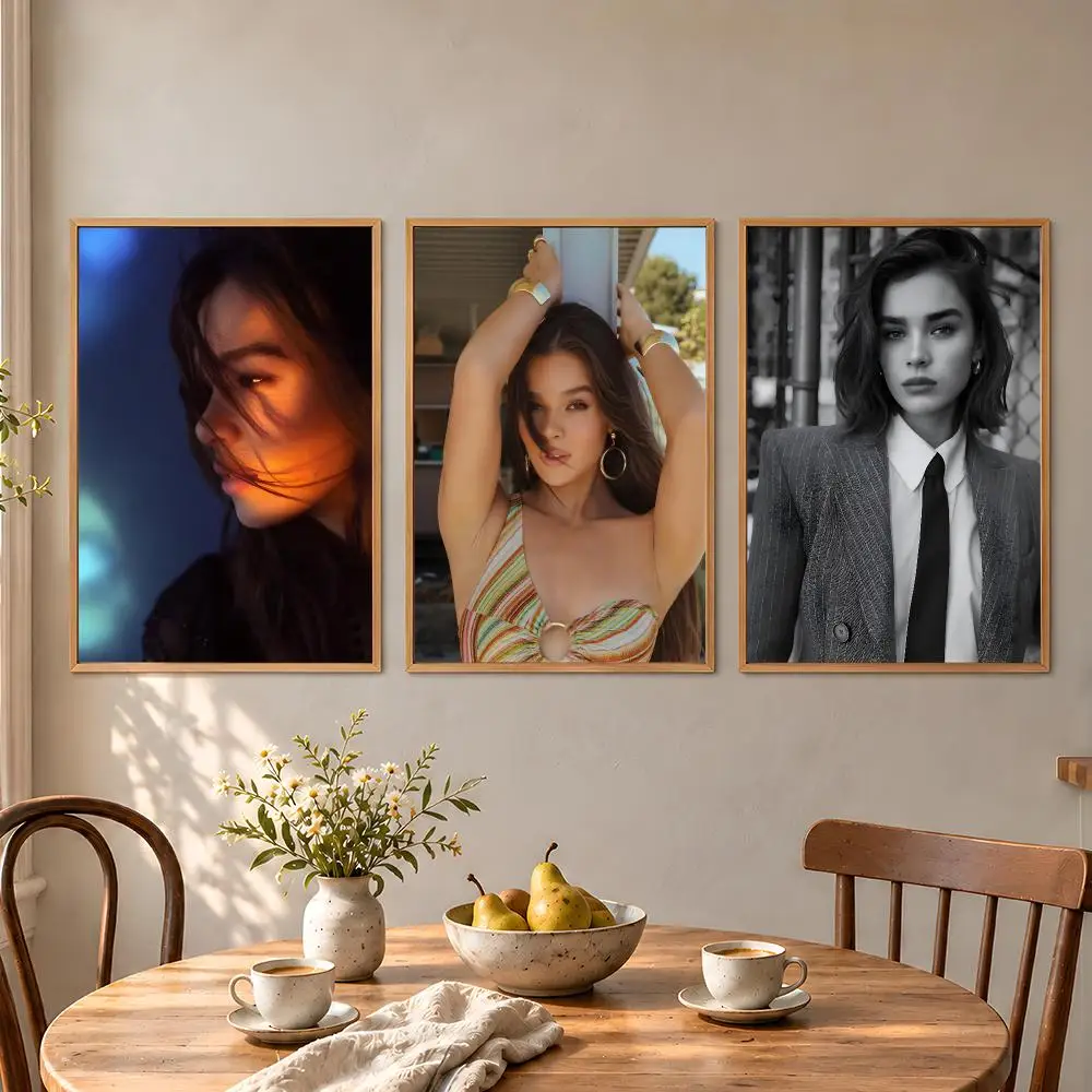 Hailee Steinfeld Voice Actor Arcane Vi Poster Aesthetic Wall Art Poster HD Waterproof PP Self Adhesive Bedroom Dorm Room Decor