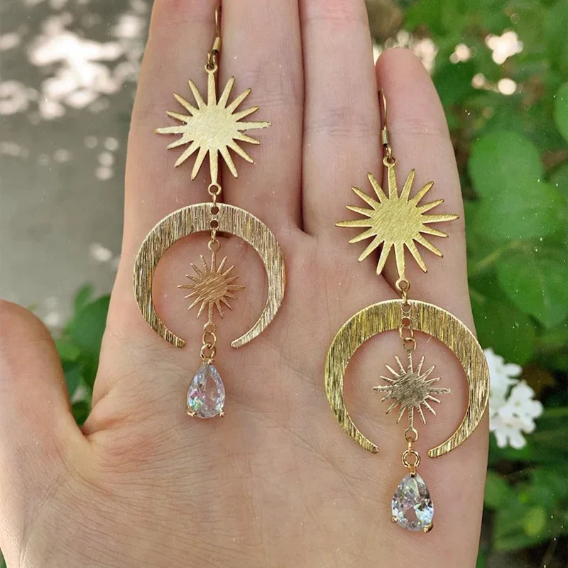 Fashionable Sun Star Moon Bohemian Style Dangle Earrings for Women Party Hippie Statement Long Jewelry Minimalism Women Gift