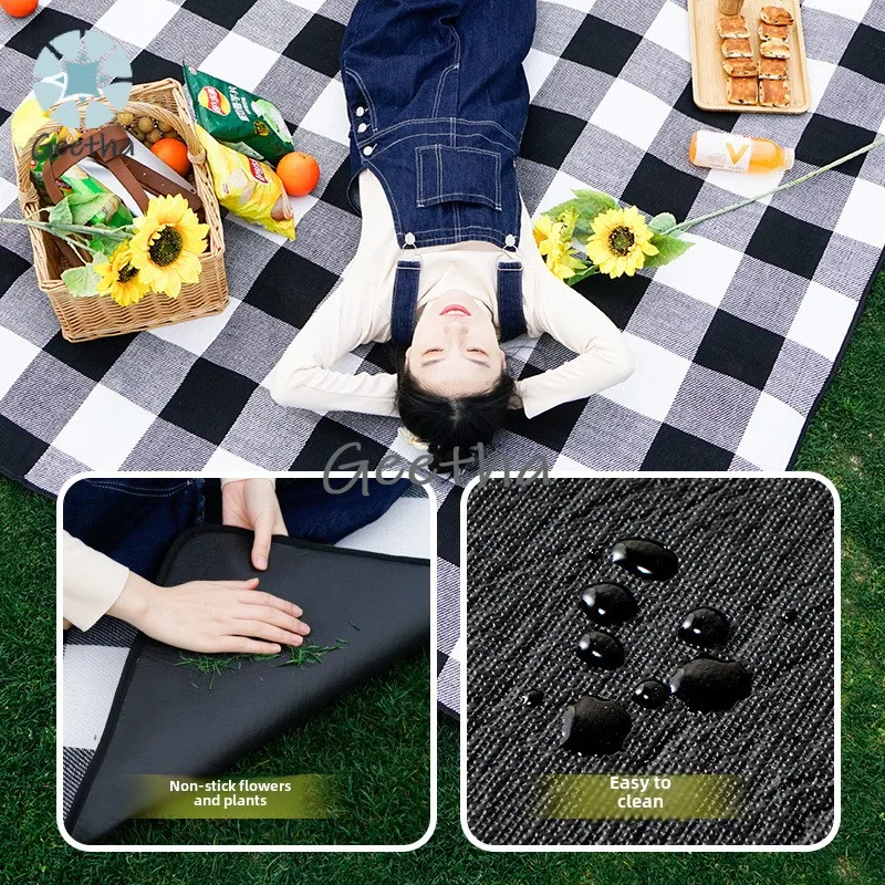 Outdoor Picnic Mat Moisture-proof Mat Thickened Outing Camping Tent Picnic Portable Floor Mat Picnic Cloth Beach