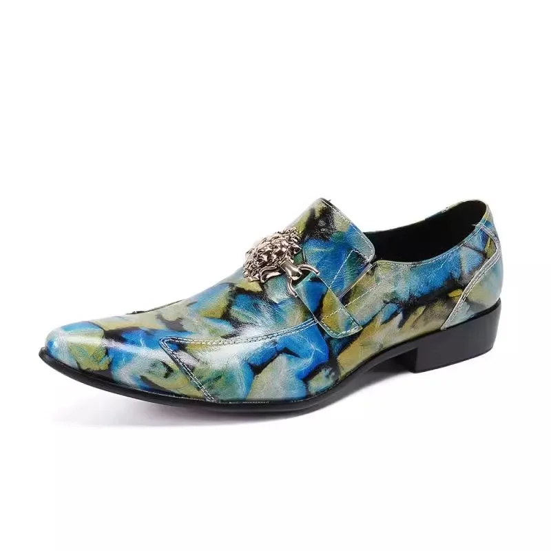 

Fashion Mixed Color Print Metal Chain Decor Male Loafers Pointed Toe Chunky Heel Slip-On Leather Shoes Men Business Dress Shoes