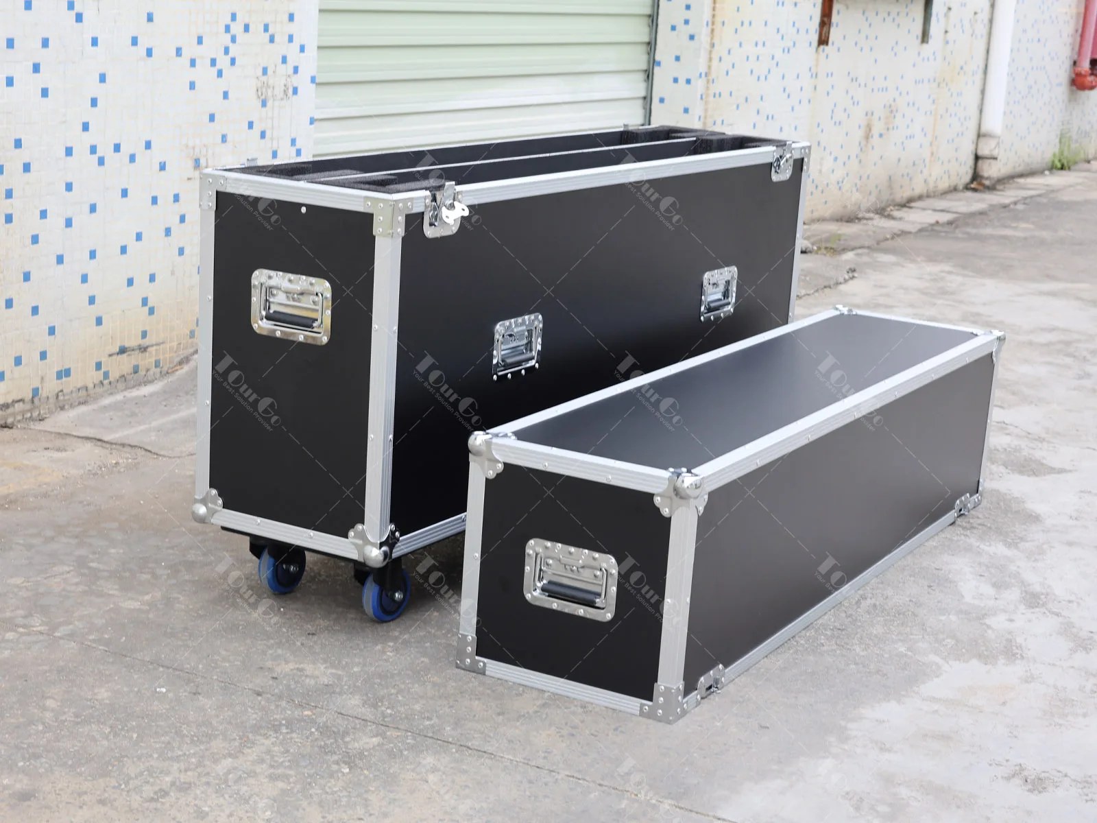 2 em 1 caixa dupla de vôo de TV LCD/LED/Plasma de 65 polegadas com rodas