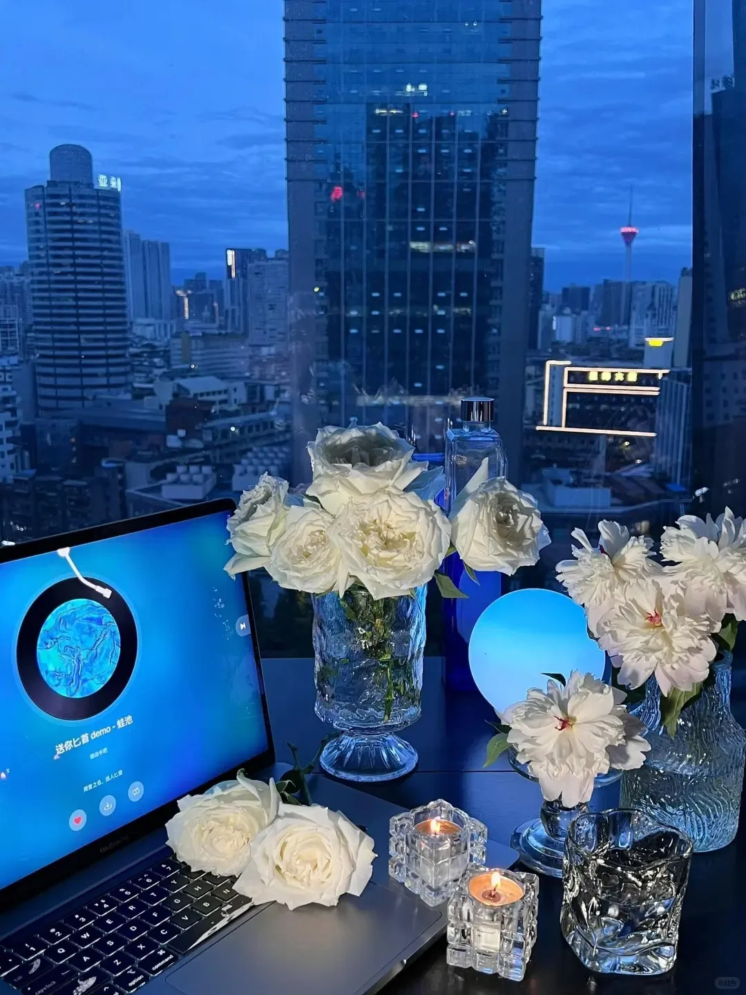 

12.1" Vertical Screen Car Radio For Toyota Alphard Vellfire 20 Series Bluetooth Carplay Android 13 Multimedia Video Player