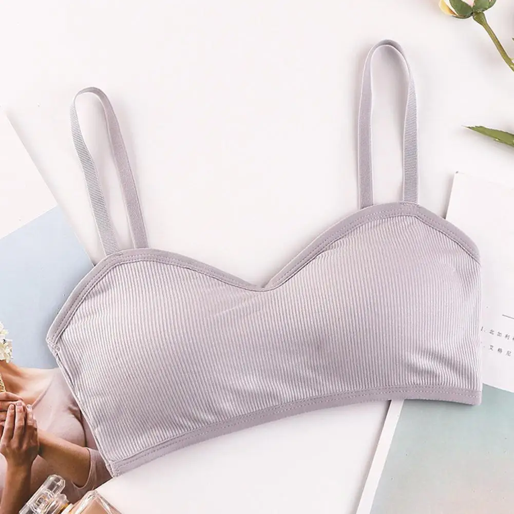 Women Nylon Bra Comfortable Medium Mold Cup Bra Ribbed Sports Bra for Women Push Up Padded Workout Wireless Bralette for Running