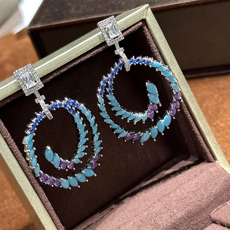 أقراط قطرة الماء الزركون المرصعة بالألماس على شكل خلفي هندسيًا 2025 #6