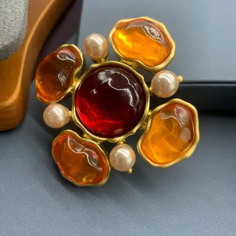 Broche de cristal de gelatina roja naranja de lujo Vintage francés ligero, flor chapada en oro, ramillete grande, accesorio de broche