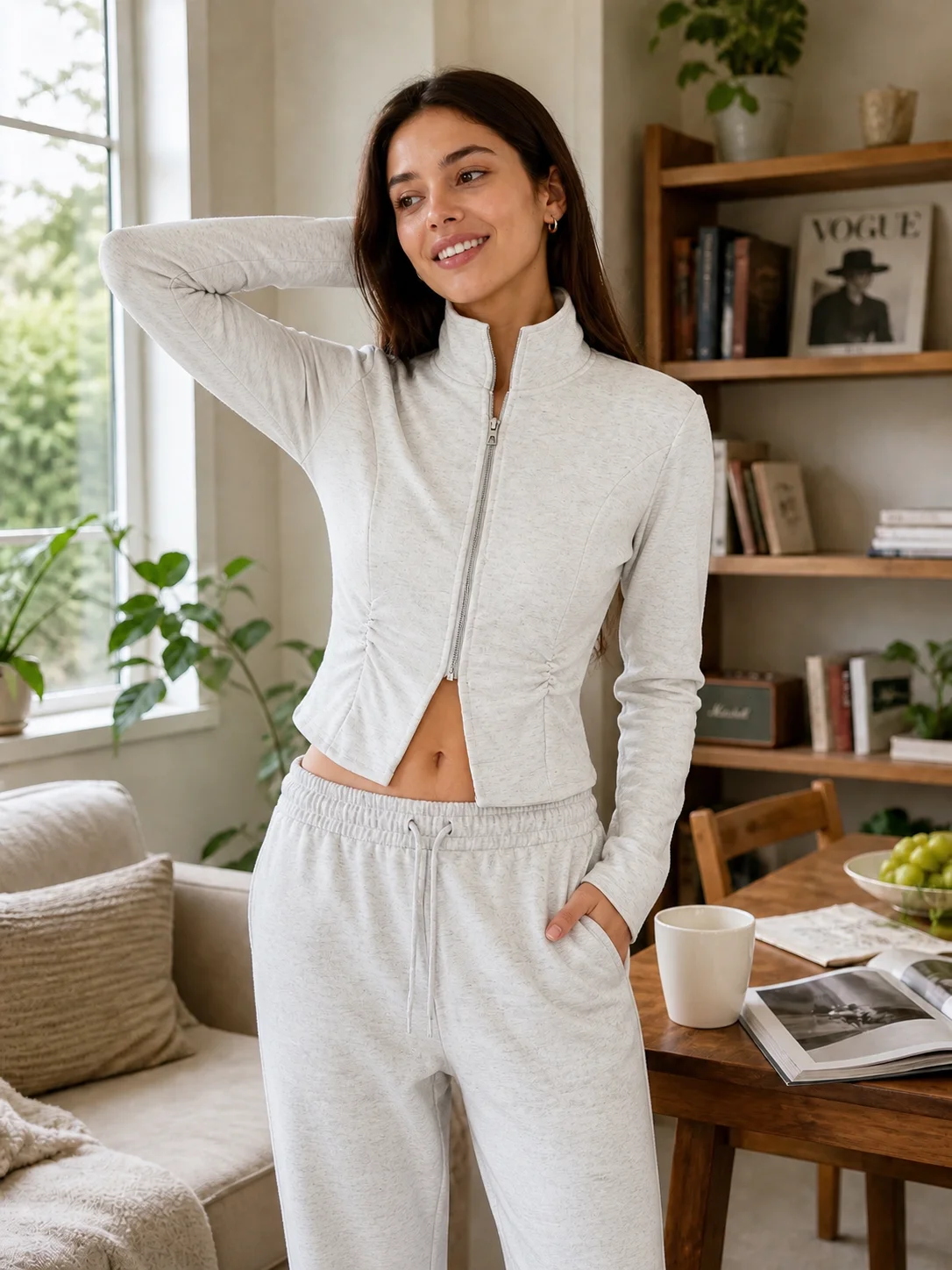 

2026 Spring/Autumn Women's Solid Color Stand Collar Slim Fit Zip-Up Crop Hoodie - Sexy Navel Cutout, Versatile for Travel & Part