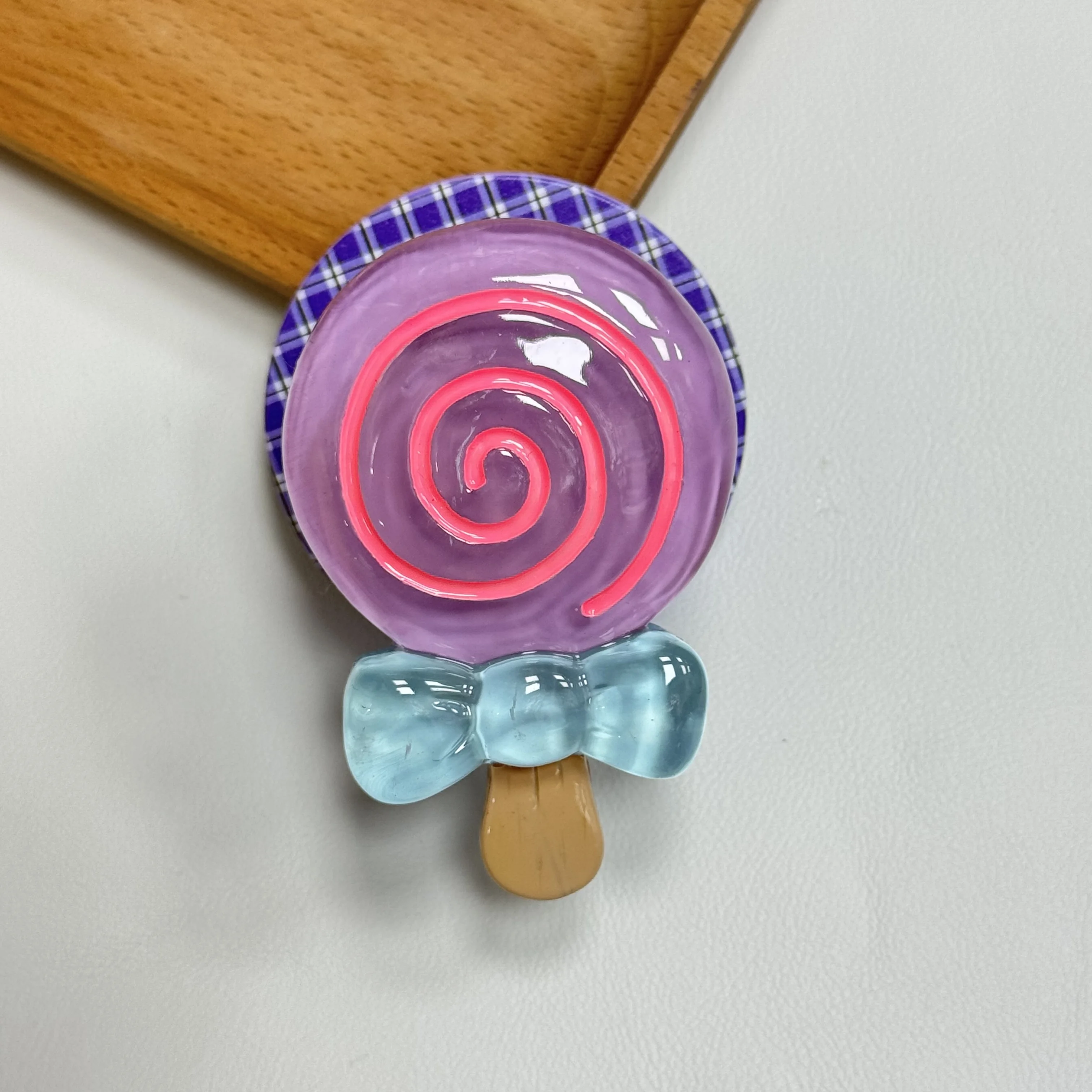 متعة ولطيفة الملونة مصاصة المغناطيسي قوس للطي مناسبة لفون 17 جراب هاتف دعم حامل حلقة الهاتف