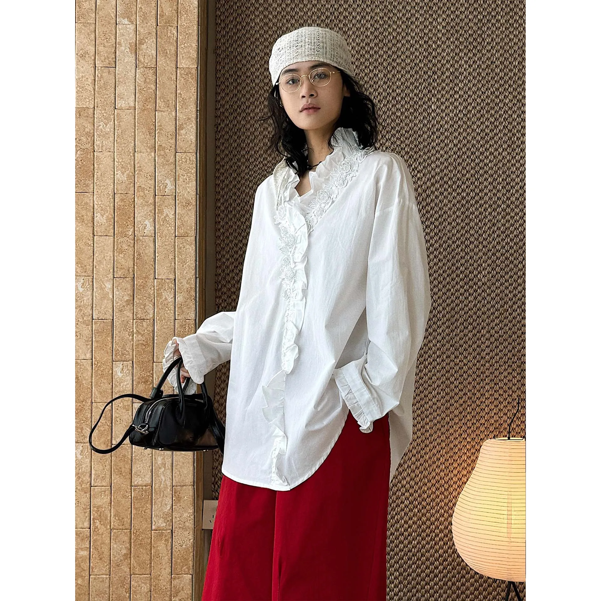 

SuperAen Spring New Korean Style Elegant Three-dimensional Decoration Rose Lace Patchwork Shirt Sweet Loose Women's V-neck Shirt