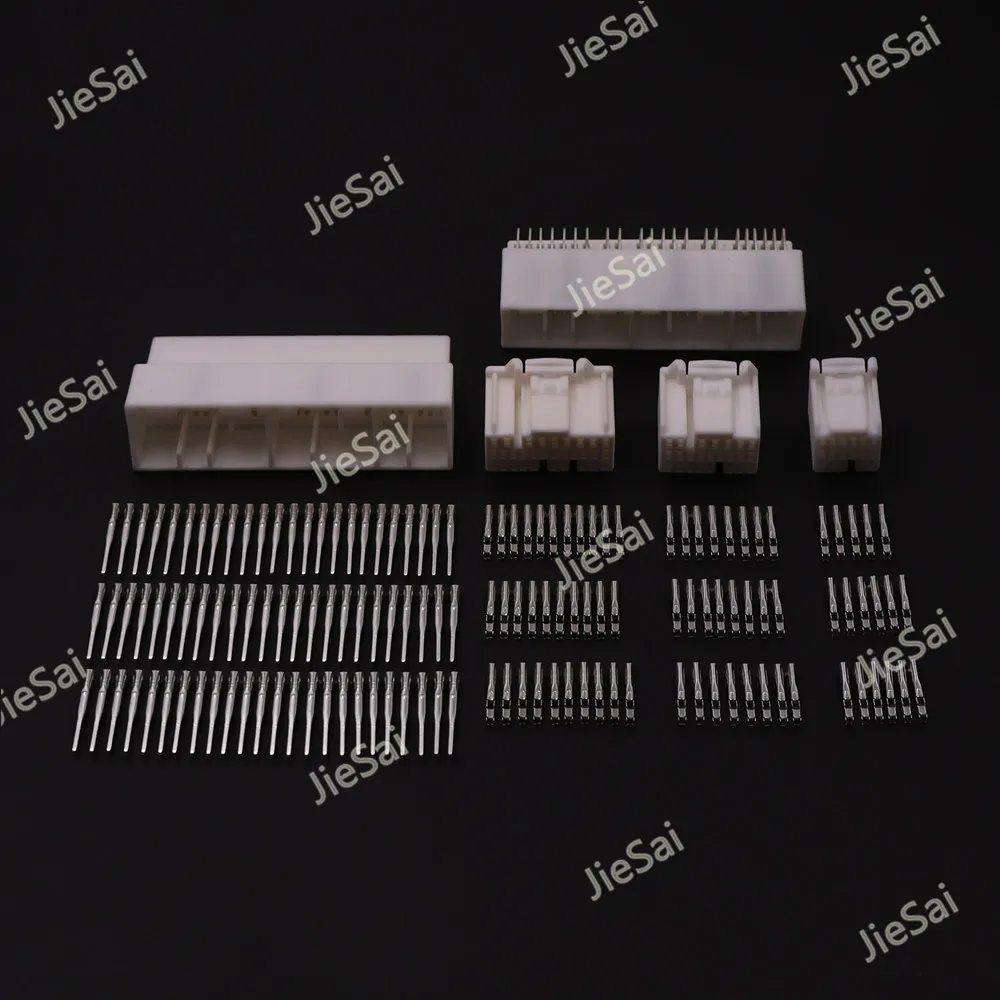 17/24/31/72 Pin 353830-5 353027-1 353029-1 353031-1 90980-11421 Car Socket Automobile Accessories Socket