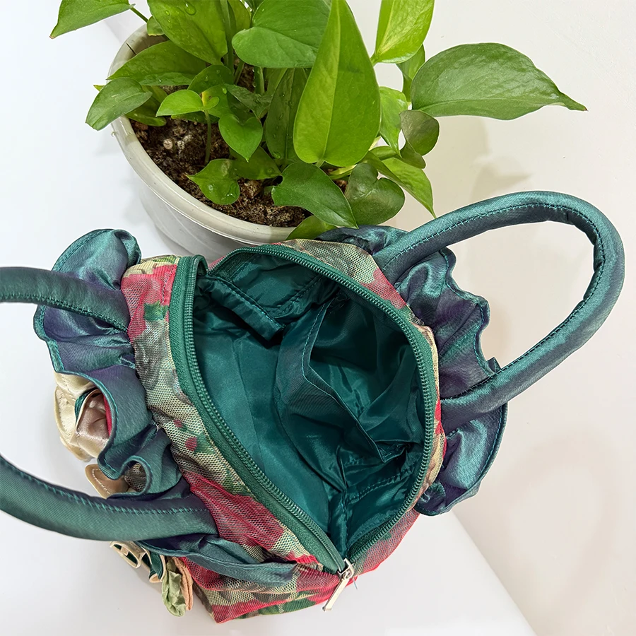 Flower fabric bag - hand-sewn for dinner party bags, women's hand-held dress bags, brides' bags view 4