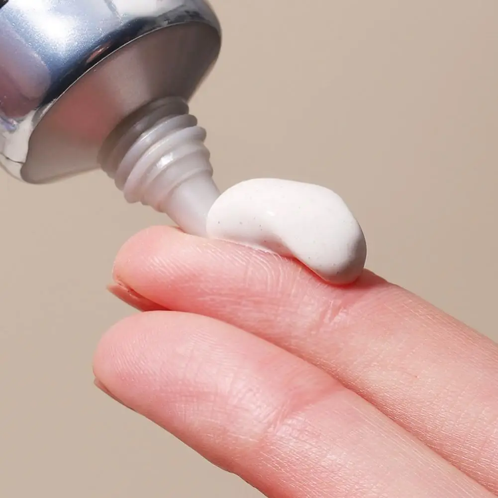 45ml CC 크림 모이스춰라이징 땀 방지 방수 풀 커버리지 천연 컨실러 베이스 여성용 CC 모이스처 브라이트닝 화장품