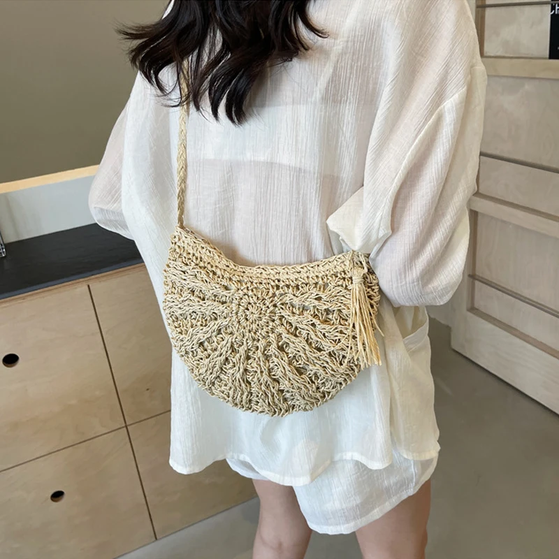 Half Round Straw Bag for Women Summer Beach Rattan Shoulder Bag Zipper Woven Crossbody Handbags Bohemia Vacation