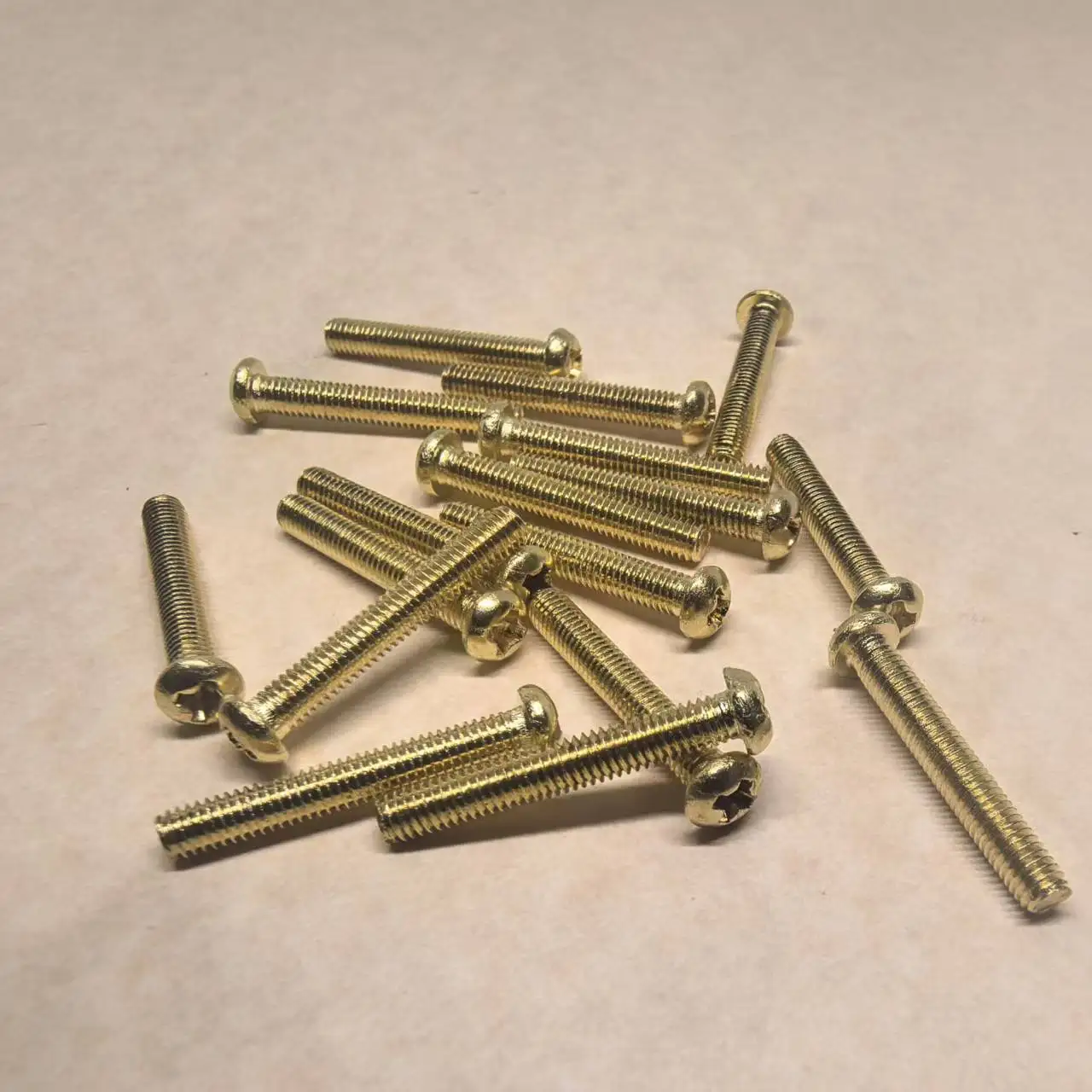 2pcs-50pcs Din7985 M1.2 M1.4 M1.6 M2 M2.5 M3 M4 M5 M6 M8 Phillips Brass Round Pan Machine Screws