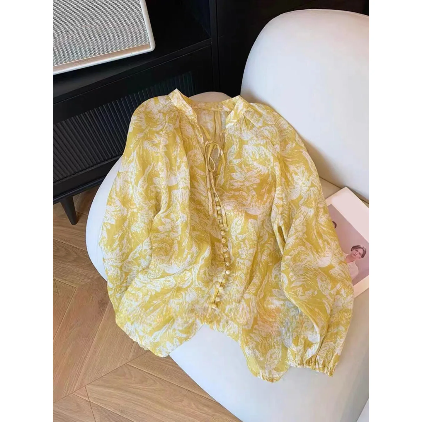 Yellow Printed V-Neck Long Sleeve Loose Lightweight Summer Shirt Sun Protection Casual Fashion Women's Top French Style