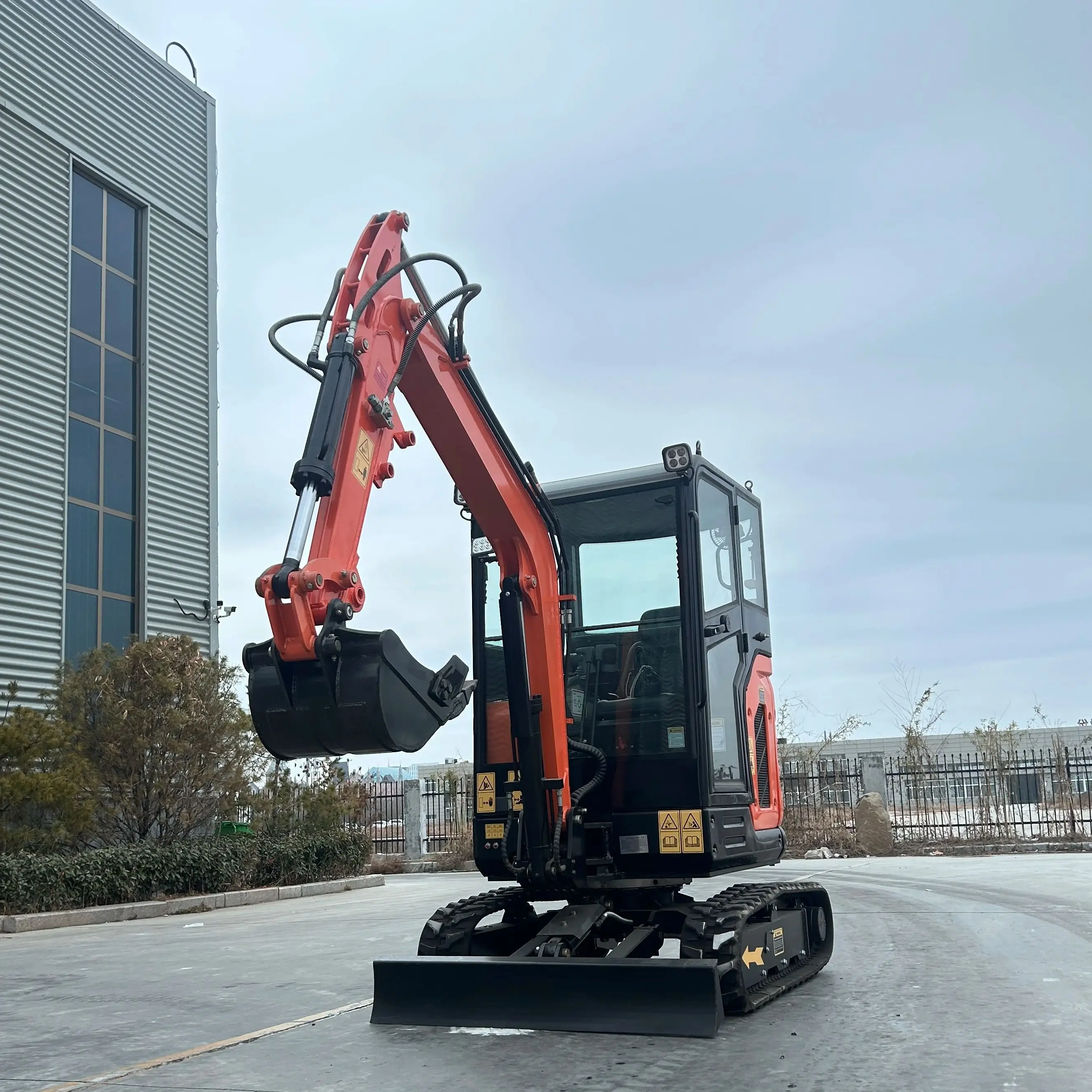 

2,5-тонный экскаватор, небольшой и микрогусеничный мешковый экскаватор, небольшой экскаватор CE EPA