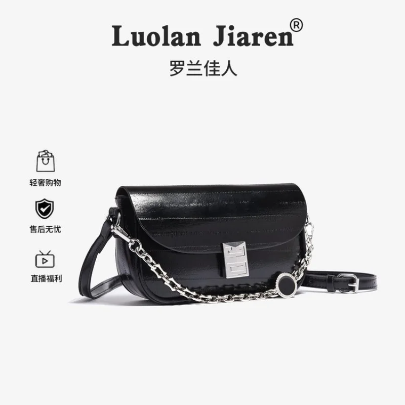 

Best Designer Paris Fashion Tote Bag for Women with High-End Minimalist Vintage Inspired Elegance