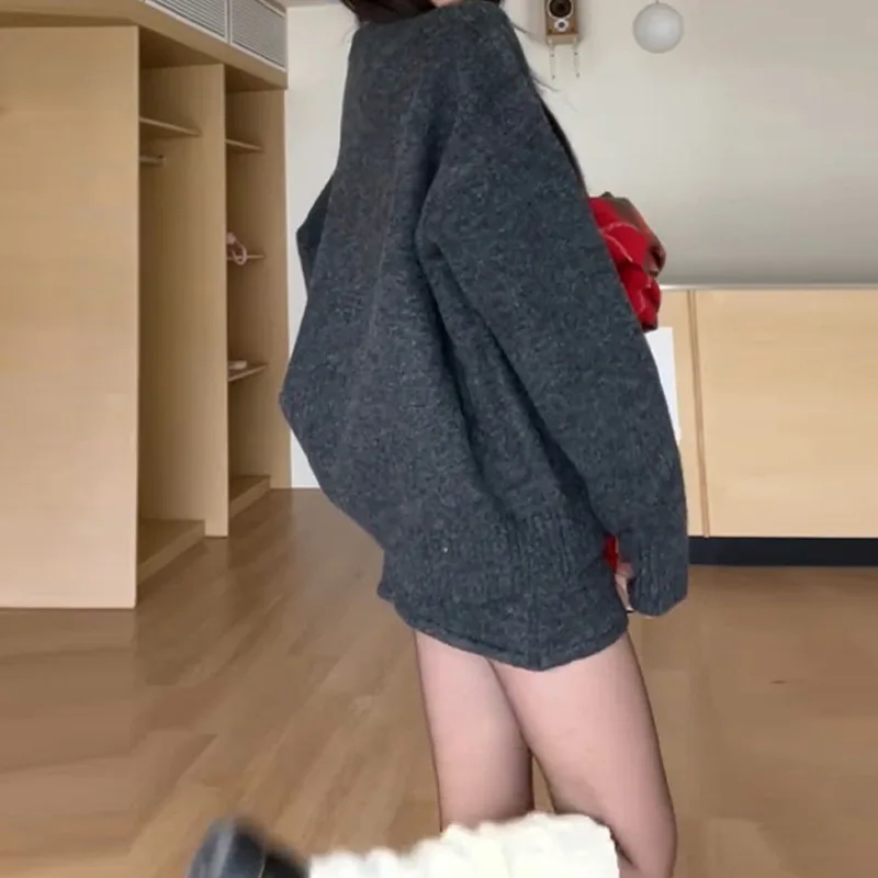 สไตล์พรีปปี้ฤดูใบไม้ร่วงและฤดูหนาวพร้อมชุดเสื้อสเวตเตอร์ถักใหม่ปี 2025 พร้อมชุดเดรสใต้ผู้หญิง