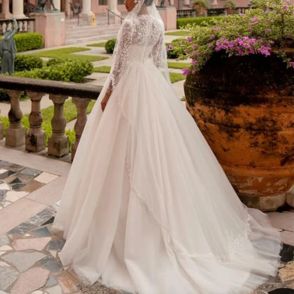 Customized Exquisite Princess Wedding Gown Lace Bodice Stand-up Collar Bridal Dress Long Sleeve Ball Gown vestidos de novia