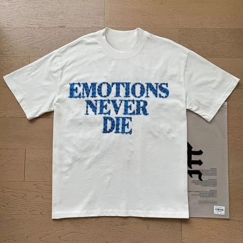 Trendy Y2K Sparkle Letter Print T-shirt Men Emotions Never Die Glitter Text Graphic Loose Cotton Oversized Casual Short Sleeve