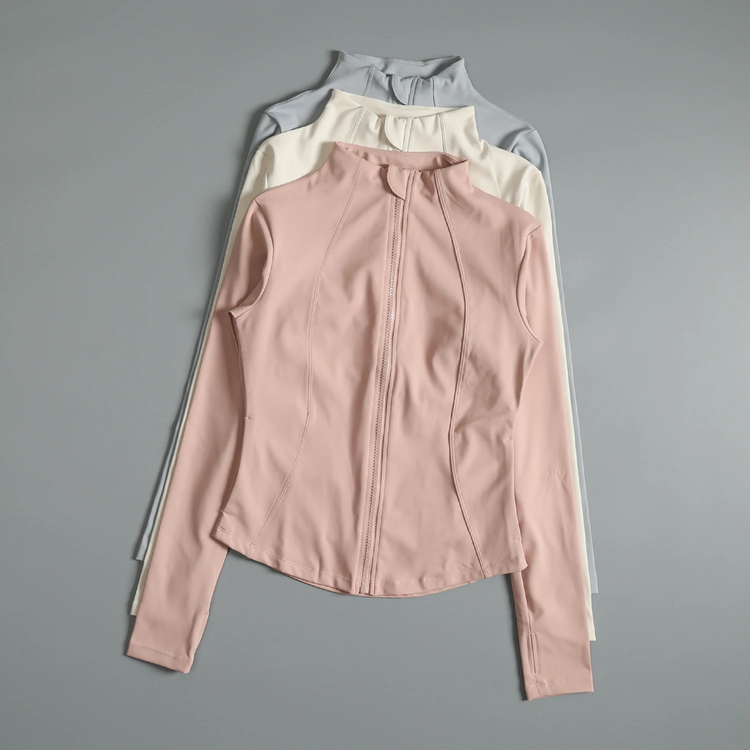 

Yoga suit for women in autumn zipper jacket sports top slim long sleeves wear for running professional training fitness suit